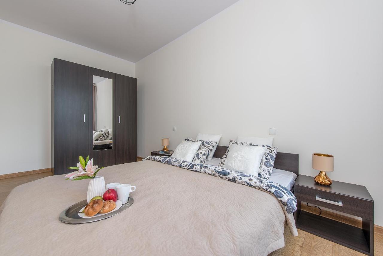 P&O Apartments Zawiszy ワルシャワ エクステリア 写真